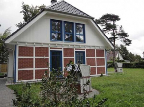 An der Feuerwache 1 _Luett Matten_ Zingst